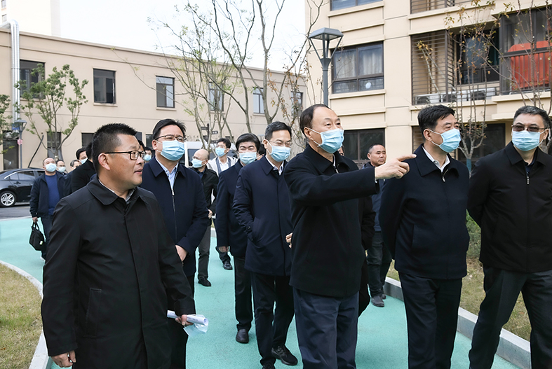 省人大常委會(huì)副主任馬秋林 蒞臨天啟·香聚雅苑項(xiàng)目調(diào)研