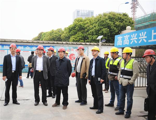 江蘇省住建廳副巡視員唐世海等省政府第二督查組蒞臨天寧區(qū)全民健身中心項(xiàng)目督查工作