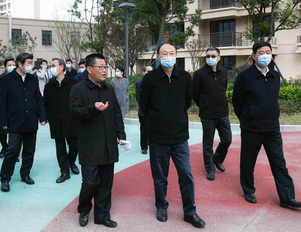 省人大馬秋林一行調(diào)研香聚雅苑